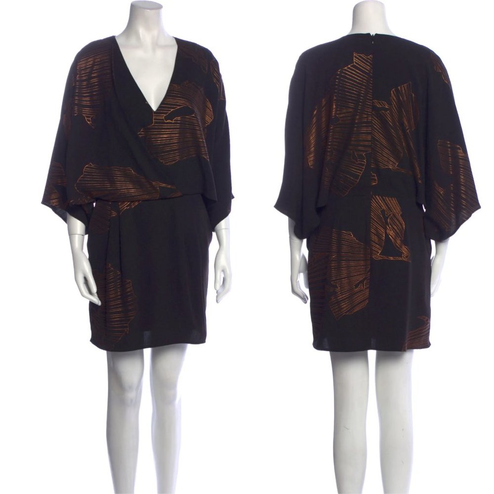 HALSTON HERITAGE Kimono-sleeve Faux-wrap Printed Dress In Black Antique - Picture 15 of 15